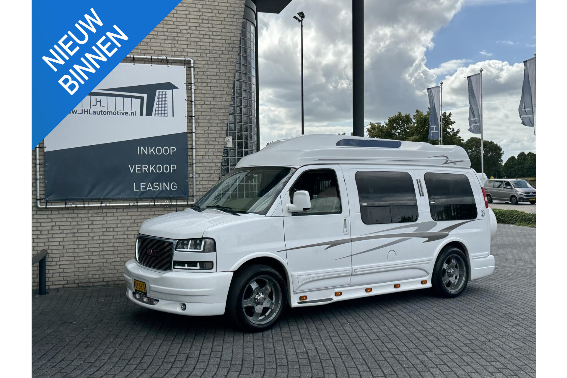 GMC  SAVANA V8*CAMPER*7-PERS*3300KG TRGW*LPG*MASSAGE*ORIG.NL*